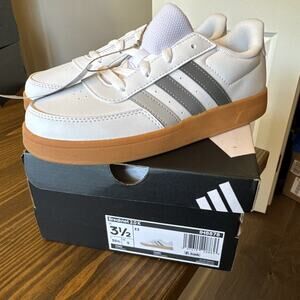 Kids Unisex Adidas Breaknet 2.0 l IH8878 Tennis White Grey Gum Sole Size 3.5